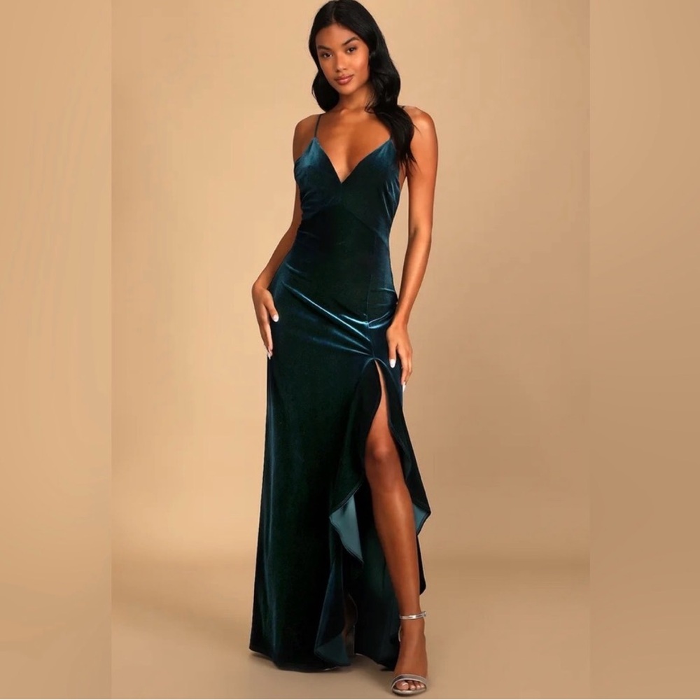 Lulu's Deep Green Velvet Backless Dress